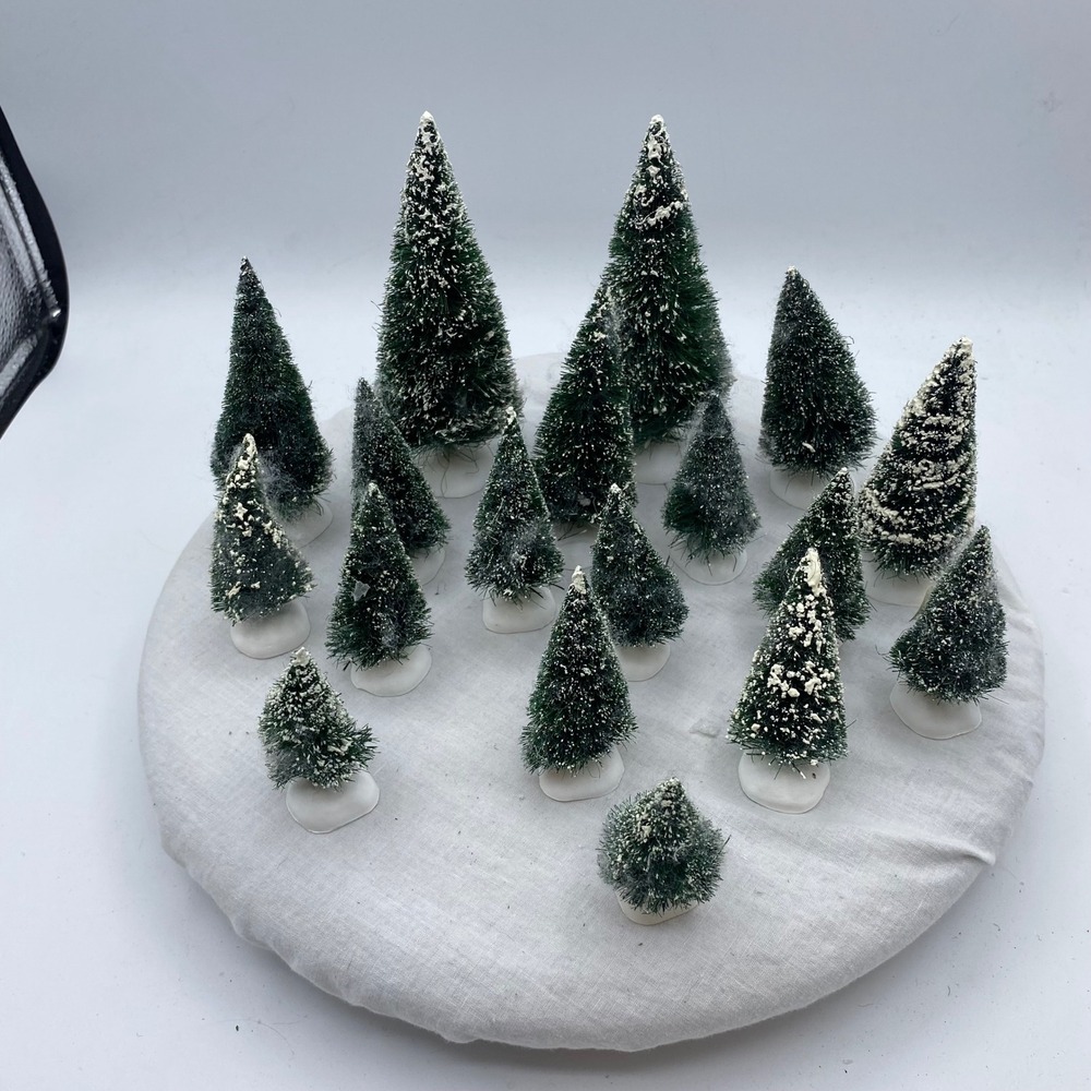 Department 56 Frosted Sisal Trees Green 20-Piece Set Bonus Working Light Xmas